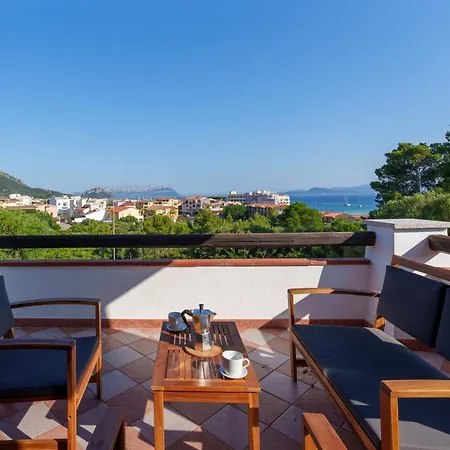 Figari Apartment